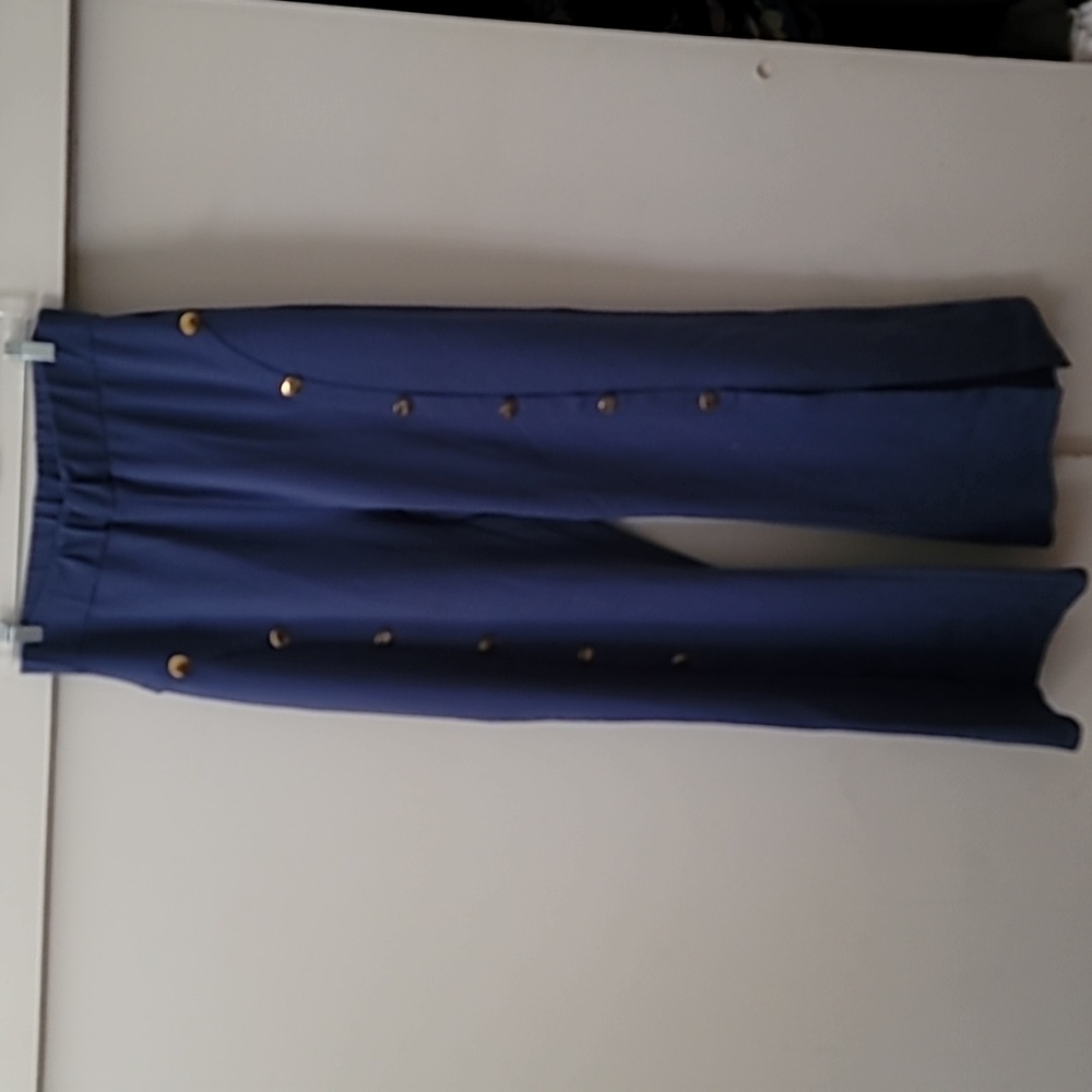 Size 1xlarge pants from Quum